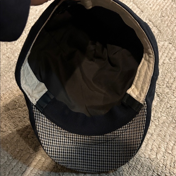 Goorin Bros Navy Newsboy Cap with Gold Button - Picture 6 of 9